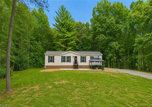 Photo 38 of Manufactured home for sale at 1930 Elk Shls Church Loop, Stony Point, NC 28678 | MLS# 1230922 | Listing updated on 2026-09-03