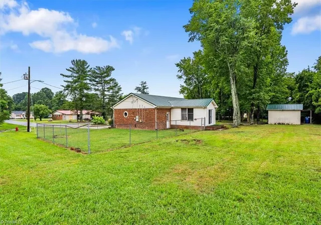 2nd image of 545 Maplewood Cir, Liberty, NC 27298 | MLS# 1229054
