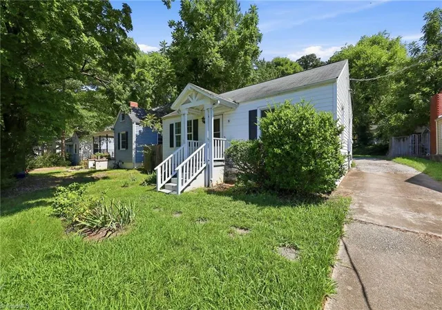 Photo 3 of Single family home for sale at 717 S Holden Rd, Greensboro, NC 27407 | MLS# 1229190 | Listing updated on 2026-08-01