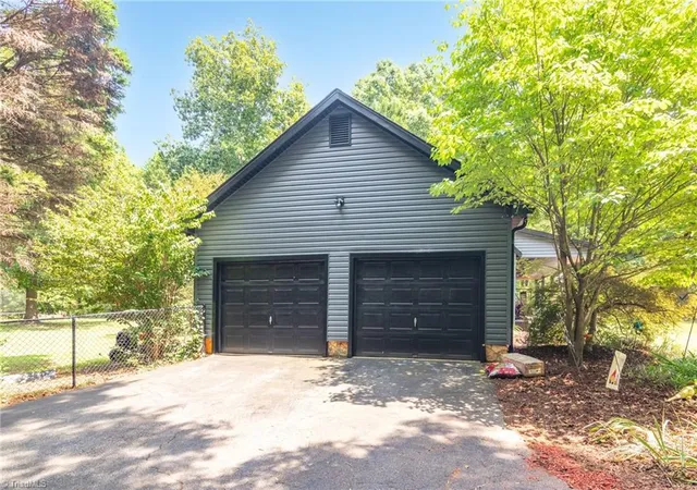 3rd image of 150 Partridge Trl, Salisbury, NC 28146 | MLS# 1231169
