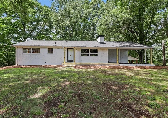 4th image of 1514 Teague Ln, Kernersville, NC 27284 | MLS# 1225772