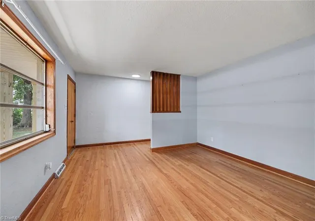 5th image of 1514 Teague Ln, Kernersville, NC 27284 | MLS# 1225772