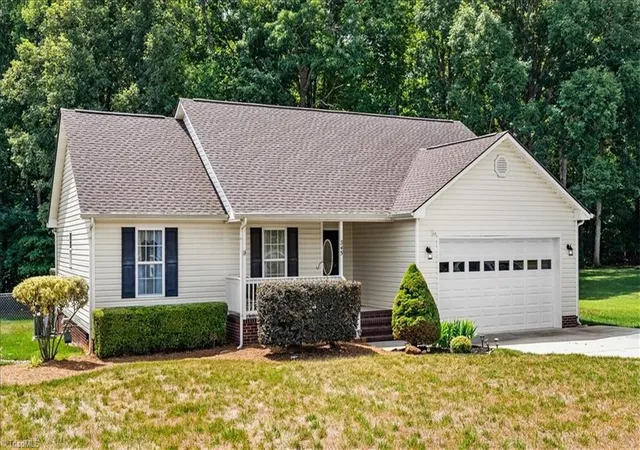 2nd image of 345 River Run Dr, Reidsville, NC 27320 | MLS# 1225368