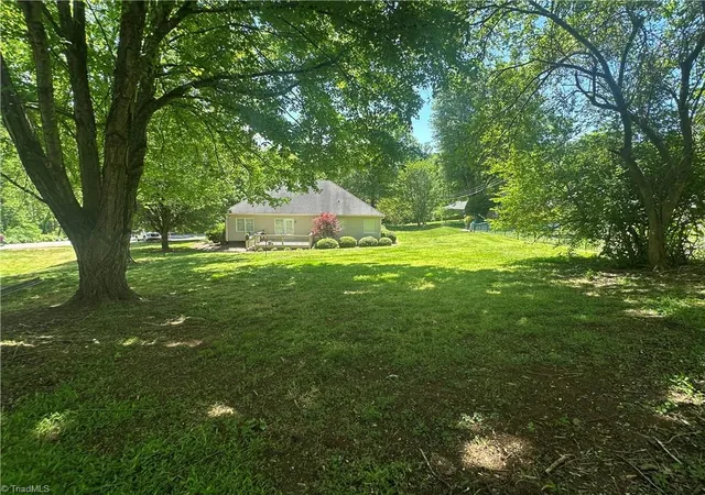 Homes for sale in Elkin, NC | 136 Valleybrook Dr, Elkin, NC 28621 | MLS# 1217950