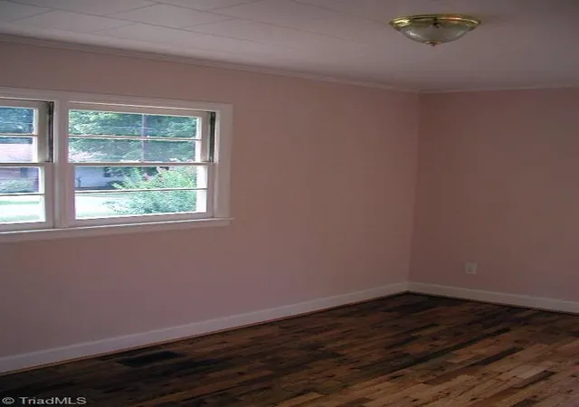 3rd image of 204 West St, Mebane, NC 27302 | MLS# 1233119