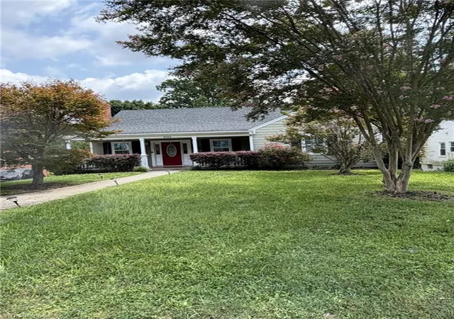 Photo 2 of Sale Pending at 1111 Irving St, Winston Salem, NC 27103 | MLS# 1234090 | Listing updated on 2026-10-04
