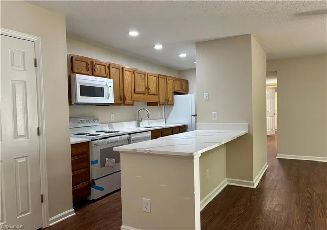 1st image of 702 Glendale Dr, Greensboro, NC 27406 | MLS# 1230610
