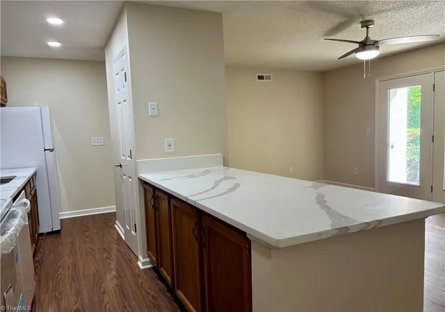 2nd image of 702 Glendale Dr, Greensboro, NC 27406 | MLS# 1230610