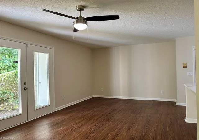 5th image of 702 Glendale Dr, Greensboro, NC 27406 | MLS# 1230610