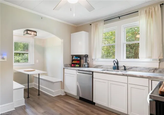 image of 431 Stratton Ave, Winston Salem, NC 27101 | MLS# 1233177