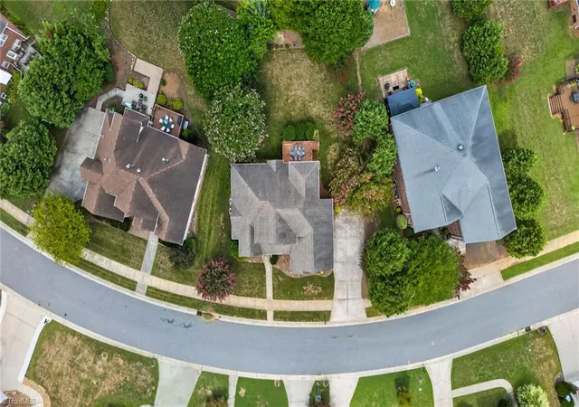 49th image of 3033 Cameron Village Ct, Winston Salem, NC 27103 | MLS# 1228629
