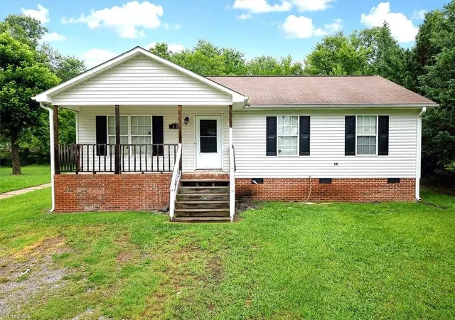 Photo 1 of Sale Pending at 4313 Maybrook Dr, Greensboro, NC 27405 | MLS# 1228999 | Listing updated on 2026-07-31