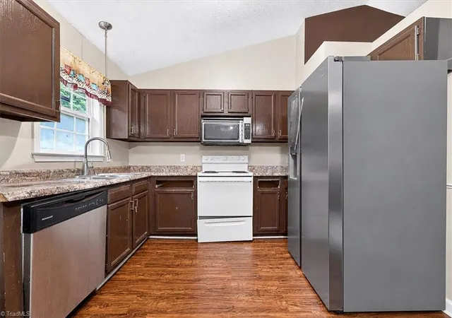 Photo 4 of Sale Pending at 4313 Maybrook Dr, Greensboro, NC 27405 | MLS# 1228999 | Listing updated on 2026-07-31