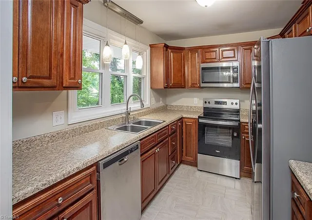 Photo 4 of Single family home for sale at 5605 Buckhorn Rd, Winston Salem, NC 27104 | MLS# 1230834 | Listing updated on 2026-10-13