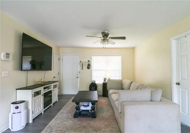 Photo 4 of Single family home for sale at 285 Raven Cir, Lexington, NC 27292 | MLS# 1216211 | Listing updated on 2026-08-18