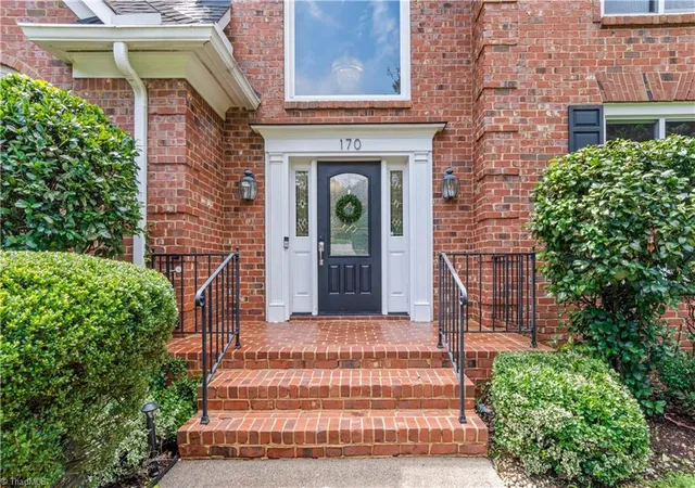 2nd image of 170 Whitmore Cove Ct, Clemmons, NC 27012 | MLS# 1233136