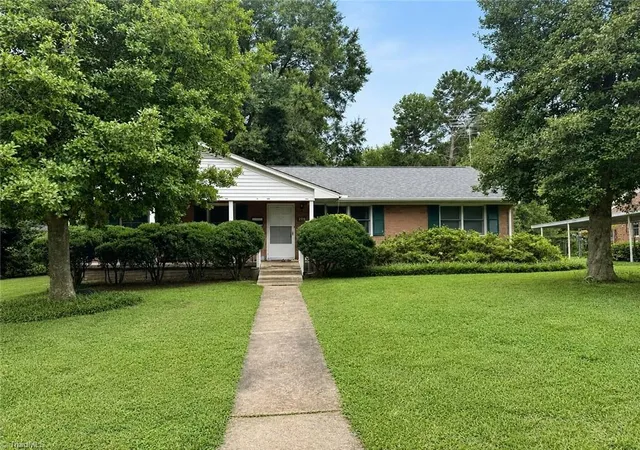 Photo 1 of Single family home for sale at 215 Bidney Dr, Burlington, NC 27215 | MLS# 1230544 | Listing updated on 2026-09-11