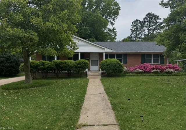 Photo 2 of Single family home for sale at 215 Bidney Dr, Burlington, NC 27215 | MLS# 1230544 | Listing updated on 2026-09-11