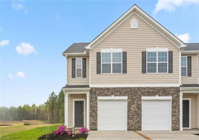 Homes for sale in Gibsonville, NC | 811 Gaelic Dr, Gibsonville, NC 27249 | MLS# 1214341
