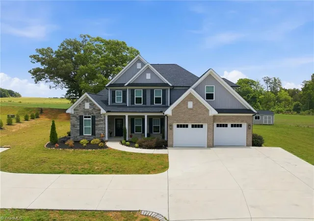 2nd image of 477 Rosewood Dr, Winston Salem, NC 27127 | MLS# 1225611