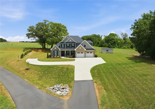 47th image of 477 Rosewood Dr, Winston Salem, NC 27127 | MLS# 1225611