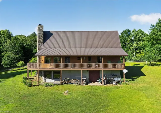 2nd image of 354 Two Rivers Dr, Independence, VA 24348 | MLS# 1230144