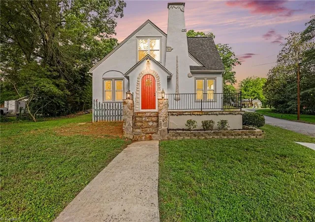 Photo 1 of Sale Pending at 210 Stone St, Thomasville, NC 27360 | MLS# 1230304 | Listing updated on 2026-09-15