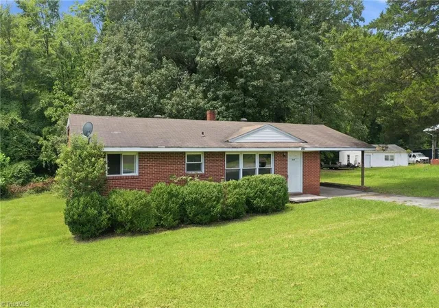 5th image of 214 Sunnybrook St, High Point, NC 27260 | MLS# 1230810