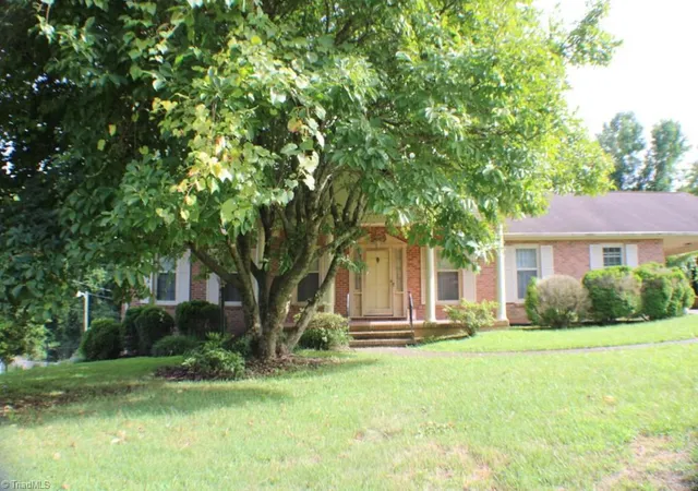 Homes for sale in Mount Airy, NC | 234 Hylton St, Mount Airy, NC 27030 | MLS# 1150402