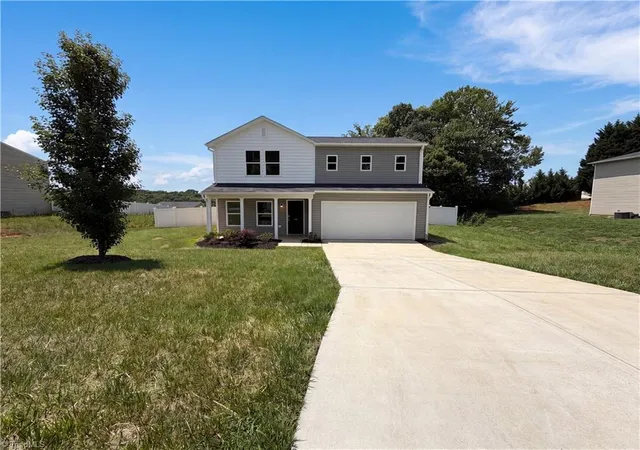 Homes for sale in King, NC | 116 Belmont Pl Dr, King, NC 27021 | MLS# 1222889