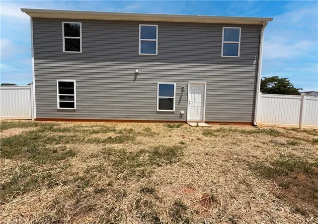 Homes for sale in King, NC | 116 Belmont Pl Dr, King, NC 27021 | MLS# 1222889