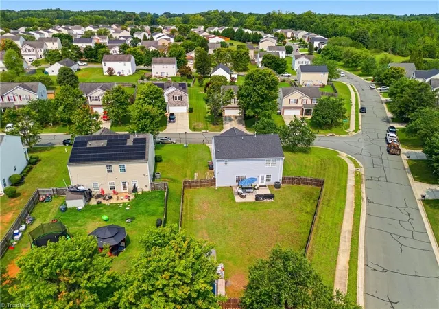 Photo 3 of Single family home for sale at 4820 Redland Ct, Mc Leansville, NC 27301 | MLS# 1229504 | Listing updated on 2026-09-15