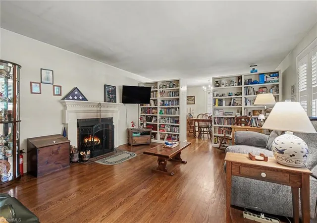 Photo 5 of Single family home for sale at 305 Hilltop Dr, Lexington, NC 27292 | MLS# 1228519 | Listing updated on 2026-09-02