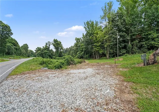 3rd image of 543 Bald Hill Loop Rd, Madison, NC 27025 | MLS# 1230339