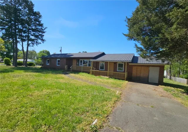 Homes for sale in Lexington, NC | 101 Markwood Ln, Lexington, NC 27295 | MLS# 1216942