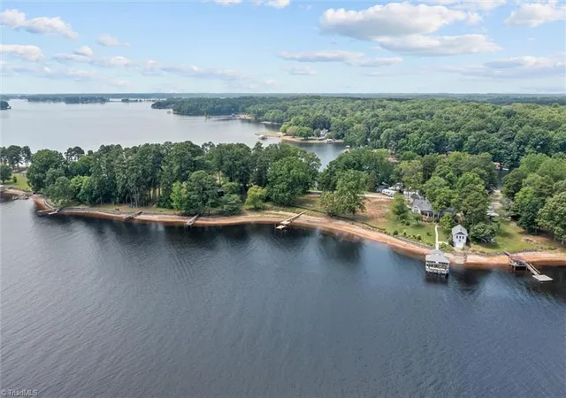 5th image of 8924 Holdsclaw Rd, Terrell, NC 28682 | MLS# 1226396