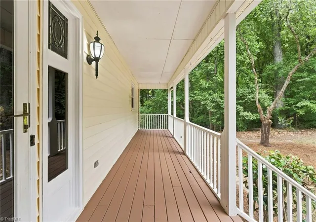Photo 3 of Single family home for sale at 528 Wright Rd, Kernersville, NC 27284 | MLS# 1229832 | Listing updated on 2026-09-13
