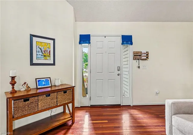 5th image of 3513 Sunset Hollow Ct, High Point, NC 27265 | MLS# 1222918