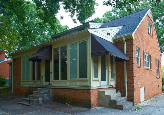 4th image of 907 Onslow Dr, Greensboro, NC 27408 | MLS# 1231421