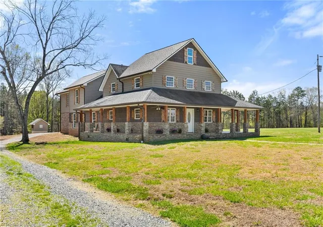 Photo 3 of Single family home for sale at 3627 Nc Hwy 801, Mocksville, NC 27028 | MLS# 1214410 | Listing updated on 2026-04-01
