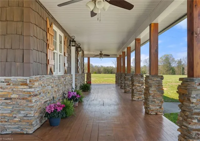 Photo 4 of Single family home for sale at 3627 Nc Hwy 801, Mocksville, NC 27028 | MLS# 1214410 | Listing updated on 2026-04-01