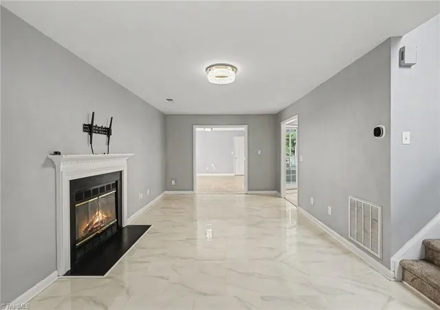 Photo 3 of Single family home for sale at 3407 Briarbend Dr, Greensboro, NC 27410 | MLS# 1233025 | Listing updated on 2026-09-20