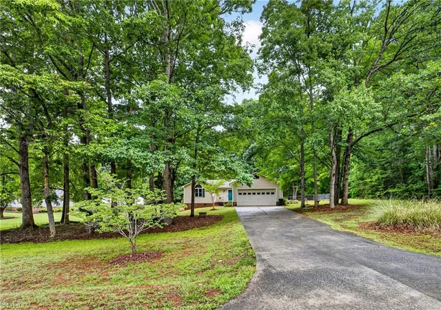 Homes for sale in Asheboro, NC | 2387 Woodridge Dr, Asheboro, NC 27205 | MLS# 1223160