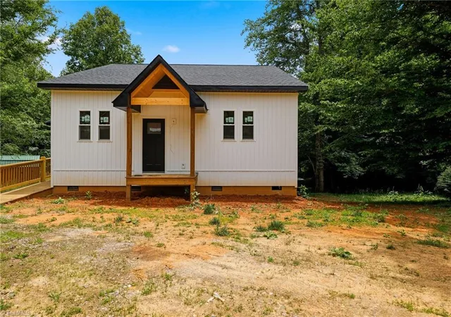 Homes for sale in Boomer, NC | 625 Gunters Hill Rd, Boomer, NC 28606 | MLS# 1223935