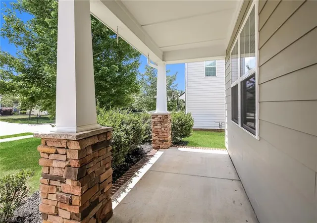 3rd image of 4625 Meadowside Ter, High Point, NC 27265 | MLS# 1226695