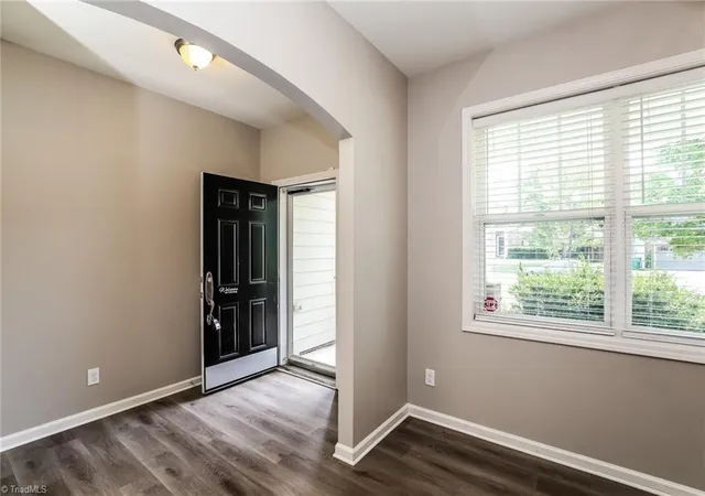 4th image of 4625 Meadowside Ter, High Point, NC 27265 | MLS# 1226695