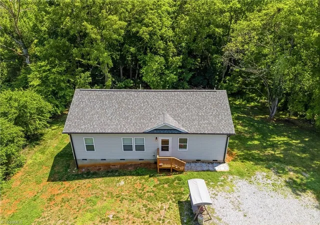 Photo 2 of Single family home for sale at 1620 Atway Loop, Burlington, NC 27215 | MLS# 1231590 | Listing updated on 2026-09-16