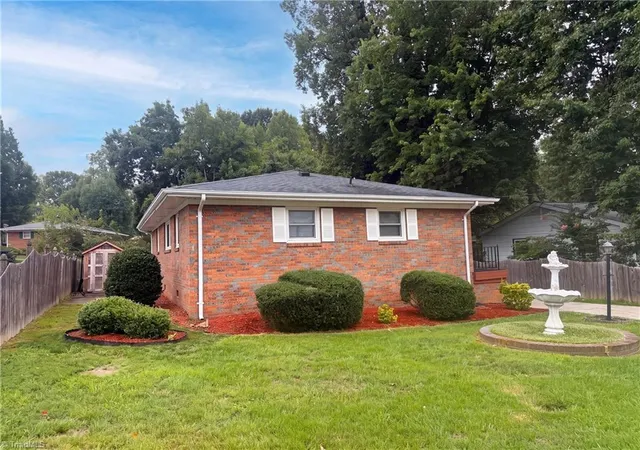 15th image of 608 Morehead St, Reidsville, NC 27320 | MLS# 1230096