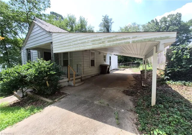 Photo 3 of Sale Pending at 1819 J Ave, Greensboro, NC 27403 | MLS# 1229154 | Listing updated on 2026-09-16