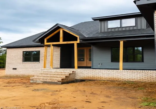 Photo 3 of Single family home for sale at 387 Vernon Rd, Reidsville, NC 27320 | MLS# 1226702 | Listing updated on 2026-07-06